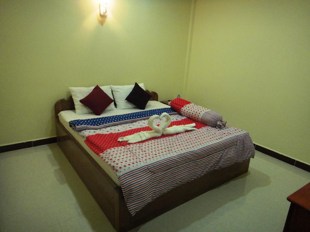 Khemra I Guesthouse Kampot Szoba fotó